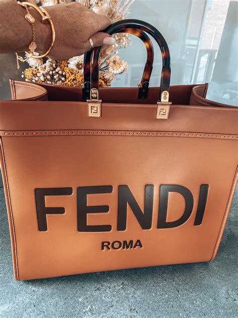 Fendi sunshine tote